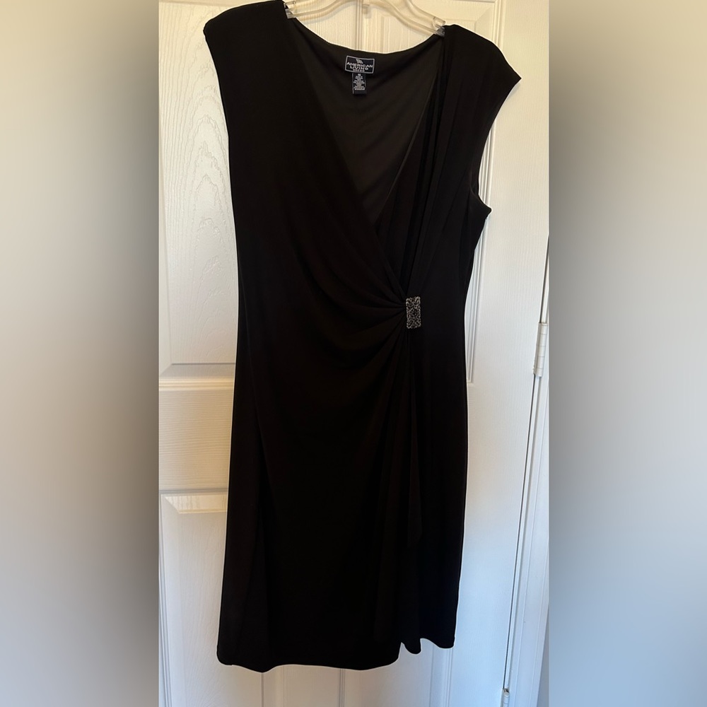 American Living by Ralph Lauren Black Waterfall Sheath Brooch Accented Dress - Picture 4 of 9